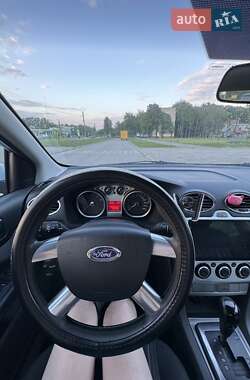 Хэтчбек Ford Focus 2008 в 
