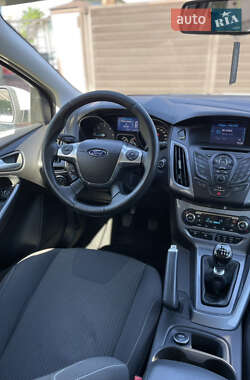 Универсал Ford Focus 2013 в 
