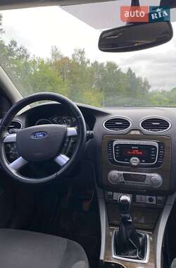 Седан Ford Focus 2008 в 