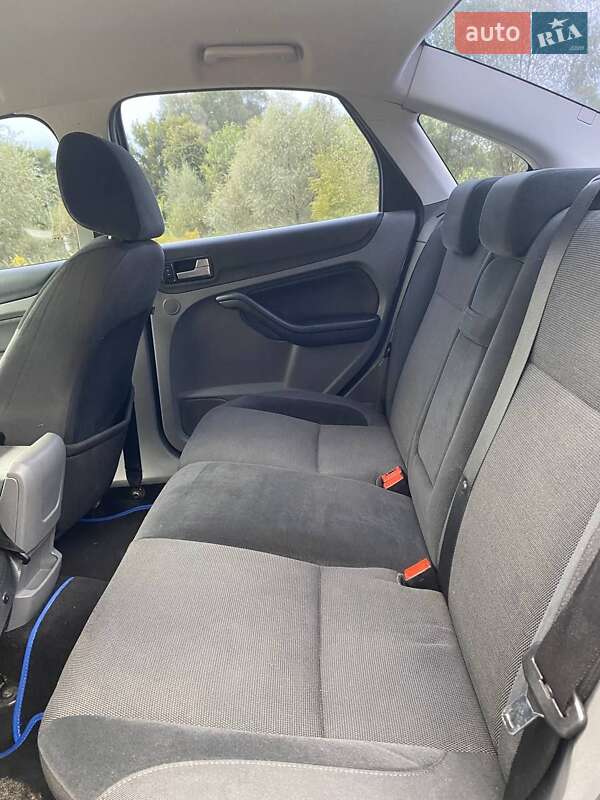 Седан Ford Focus 2008 в Шостке