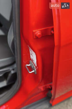 Хэтчбек Ford Focus 2014 в 