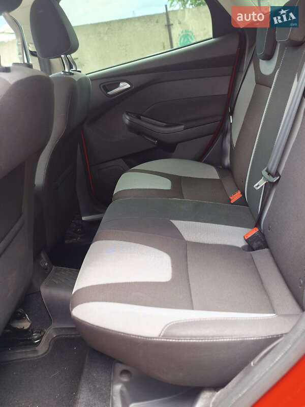 Хетчбек Ford Focus 2014 в Запоріжжі