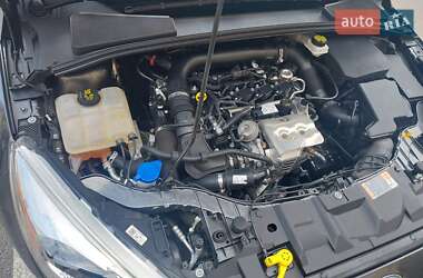 Седан Ford Focus 2017 в 