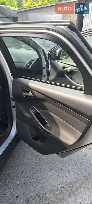 Универсал Ford Focus 2014 в Хороле