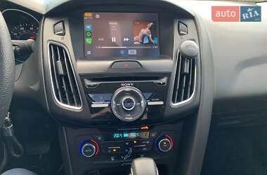 Седан Ford Focus 2017 в 