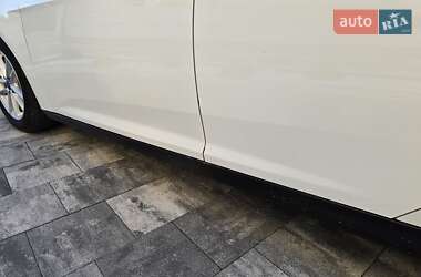 Седан Ford Focus 2015 в 