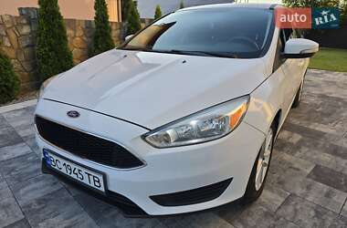 Седан Ford Focus 2015 в 