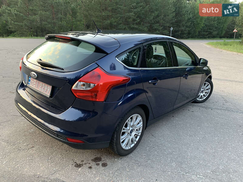 Хэтчбек Ford Focus 2011 в Чернигове