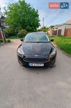 Седан Ford Focus 2016 в Дніпрі