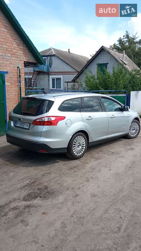 Універсал Ford Focus 2011 в Нових Санжарах