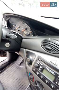 Универсал Ford Focus 2003 в 