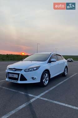 Седан Ford Focus 2012 в Рівному