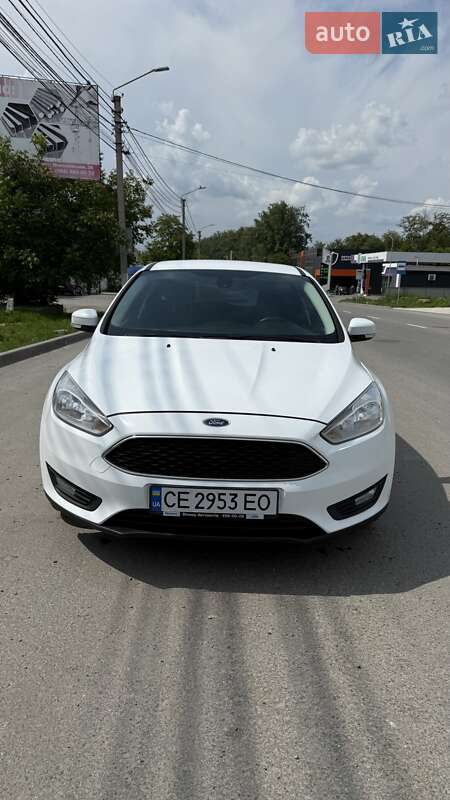 Хэтчбек Ford Focus 2016 в Черновцах