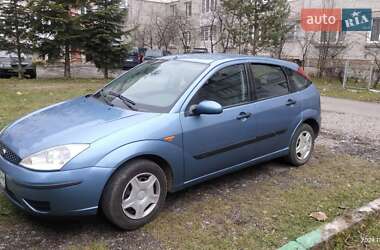 Хэтчбек Ford Focus 2002 в 