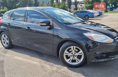 Хэтчбек Ford Focus 2014 в 