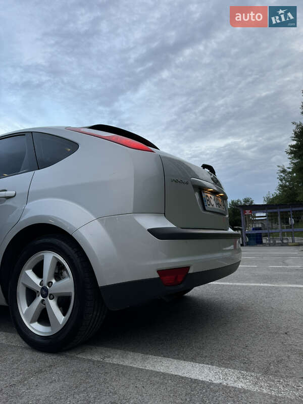 Хэтчбек Ford Focus 2005 в Львове