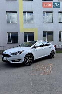 Седан Ford Focus 2017 в 