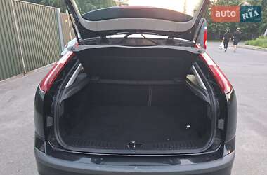 Хэтчбек Ford Focus 2007 в 