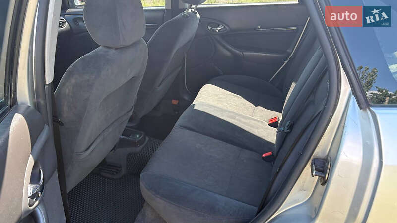 Седан Ford Focus 2001 в Києві
