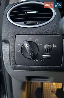 Универсал Ford Focus 2009 в 