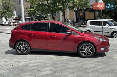 Хэтчбек Ford Focus 2017 в 