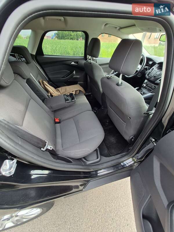 Универсал Ford Focus 2011 в Ровно
