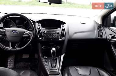 Хэтчбек Ford Focus 2016 в 