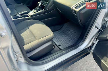 Седан Ford Focus 2015 в 