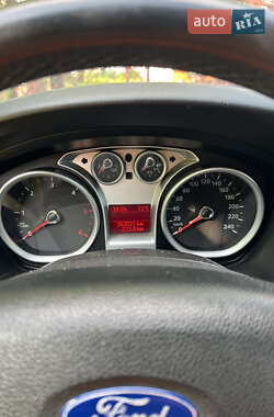 Универсал Ford Focus 2009 в 