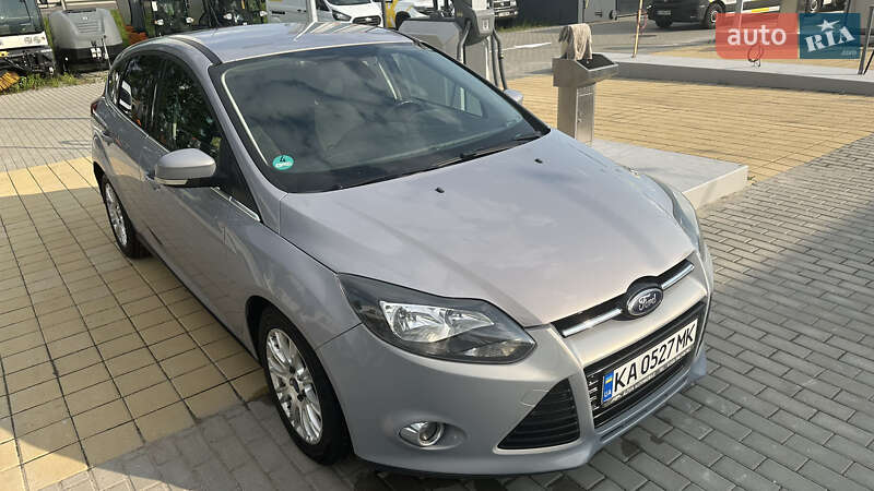 Хэтчбек Ford Focus 2012 в Киеве