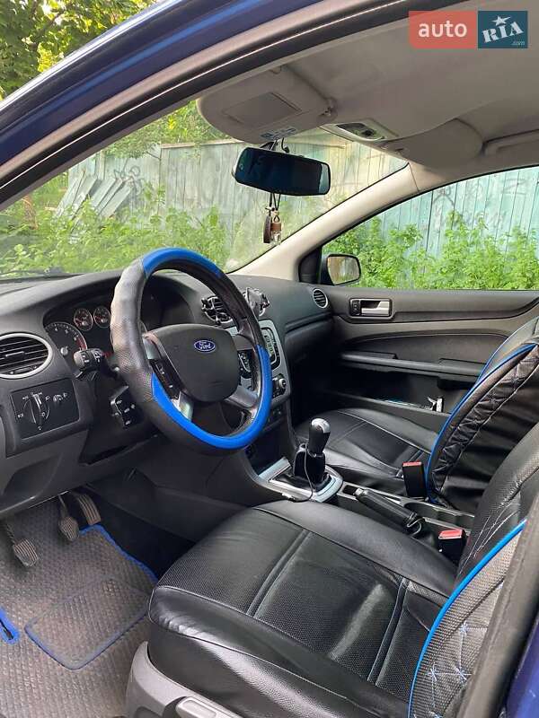 Хэтчбек Ford Focus 2007 в Киеве