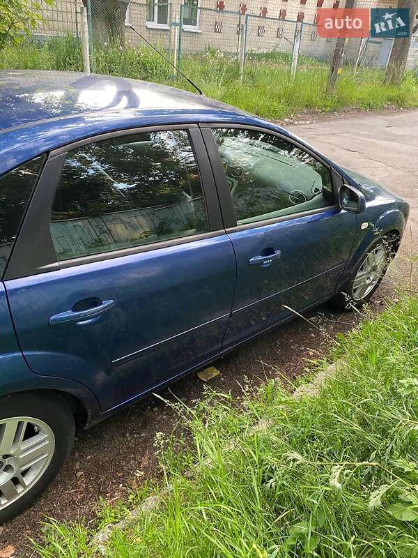 Хэтчбек Ford Focus 2007 в Киеве