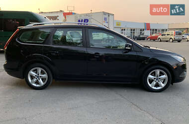 Универсал Ford Focus 2010 в 