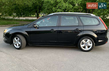 Универсал Ford Focus 2010 в 