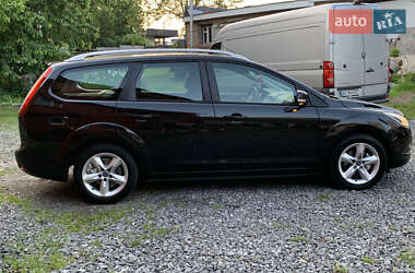 Универсал Ford Focus 2010 в 