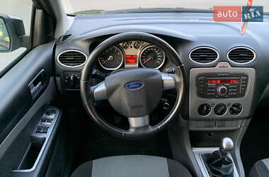 Универсал Ford Focus 2010 в 