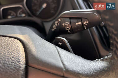 Хетчбек Ford Focus 2015 в 