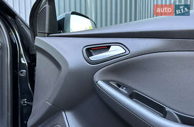 Универсал Ford Focus 2013 в 