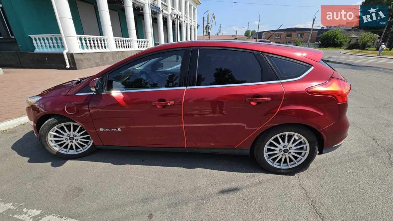 2015 Ford Focus - мініатюра 20