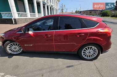 Хетчбек Ford Focus 2015 в 