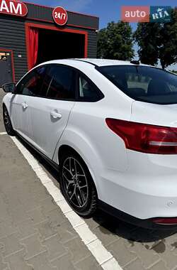 Седан Ford Focus 2017 в Киеве