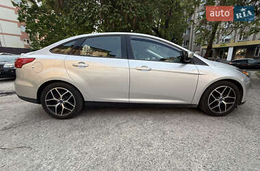 Седан Ford Focus 2017 в 