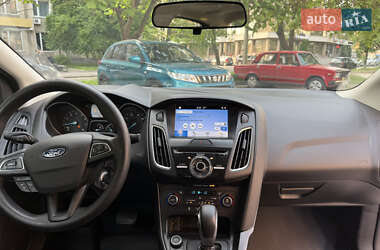 Седан Ford Focus 2017 в 
