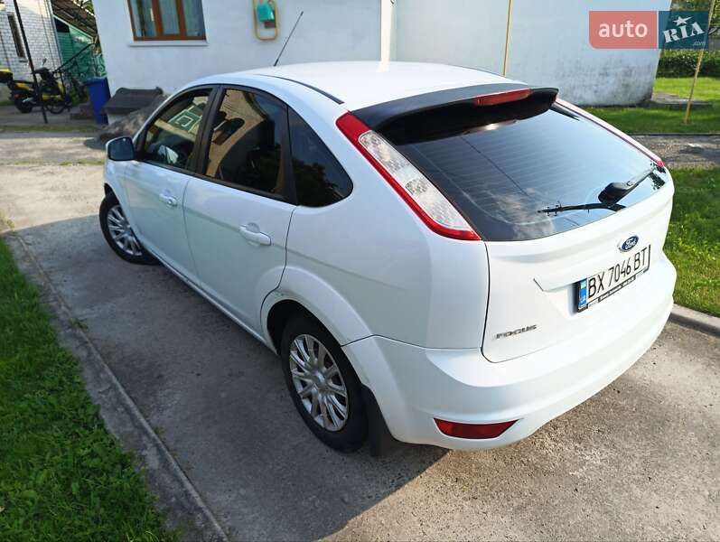 Хэтчбек Ford Focus 2009 в Деражне