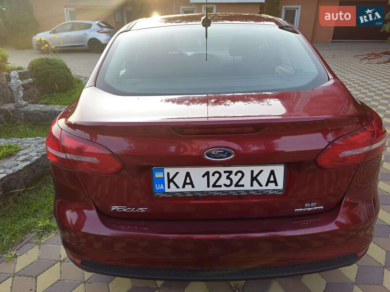 Седан Ford Focus 2015 в Киеве