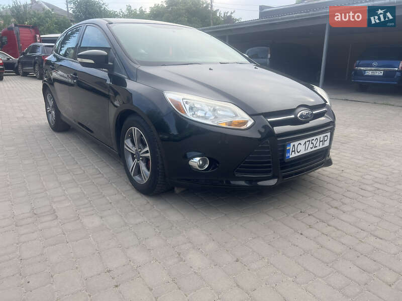 Хэтчбек Ford Focus 2014 в Нововолынске
