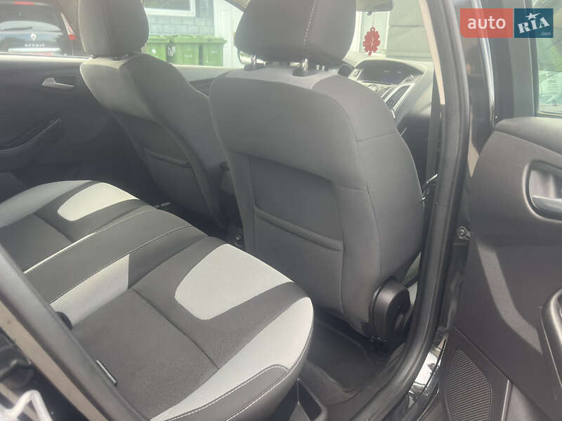 Хэтчбек Ford Focus 2014 в Нововолынске