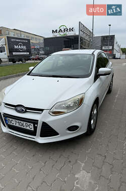 Хэтчбек Ford Focus 2013 в 