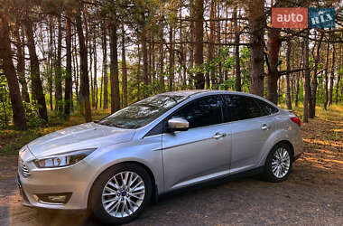 Седан Ford Focus 2015 в Запорожье