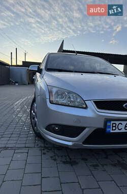 Хэтчбек Ford Focus 2007 в 